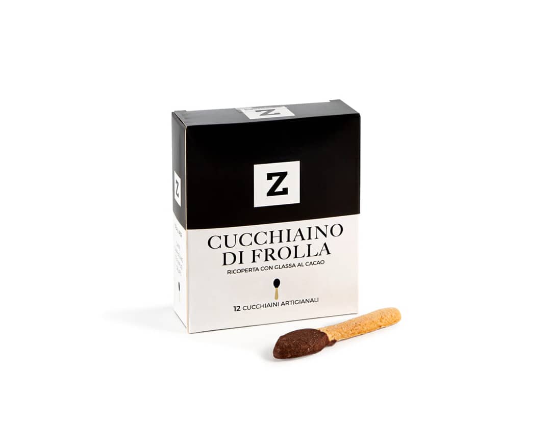 Cucchiaino di frolla ricoperta con glassa al cacao Dolci Zeta